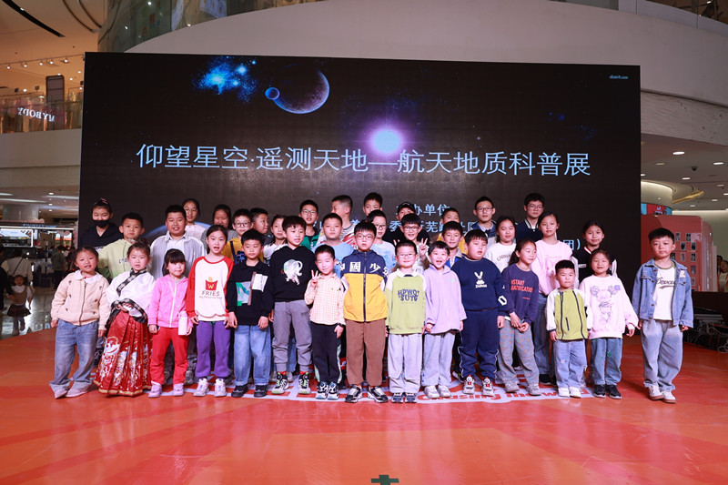 1715741747864917.jpg 高分新闻_副本.jpg