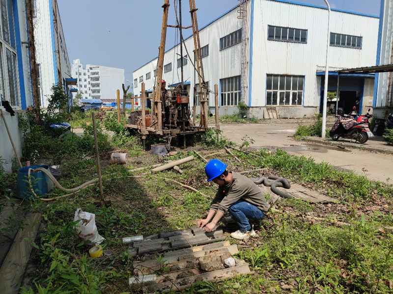 1747622661534767.png 刘成立_副本.png